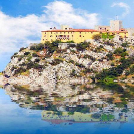 Casa Vacanze All'Orizzonte Дуїно Екстер'єр фото