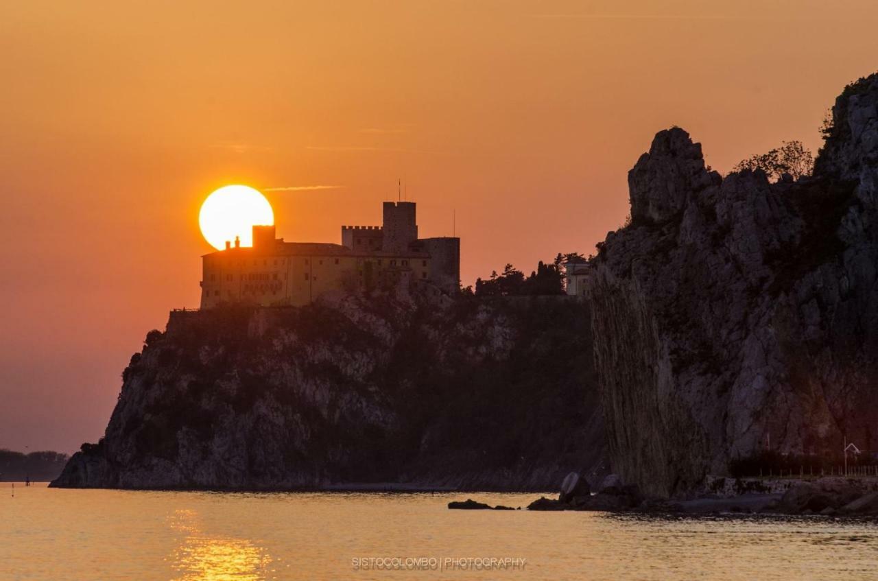 Casa Vacanze All'Orizzonte Дуїно Екстер'єр фото